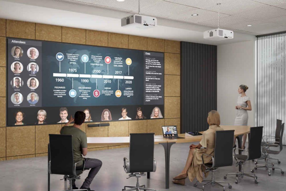Proj-in-meeting-rooms